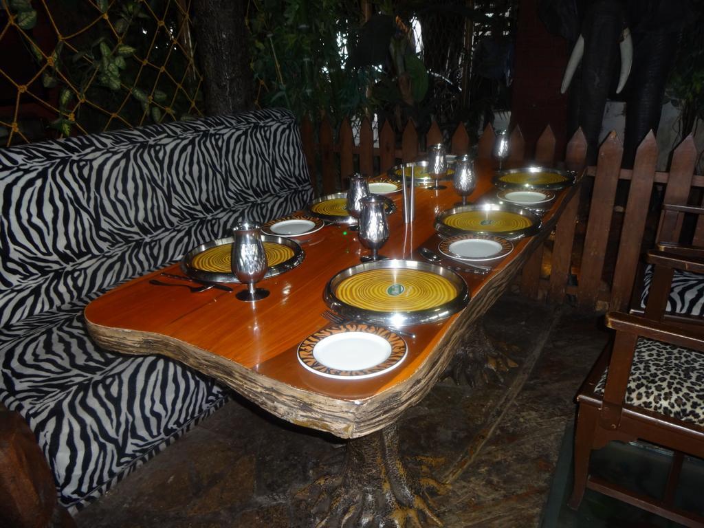 Ohris Banjara Hotel Hyderabad Ngoại thất bức ảnh